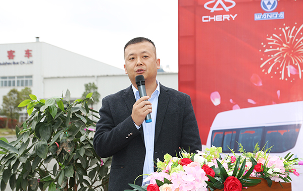 李洪达表示,此次交车是双方互信转化成合作成果的体现之一,是